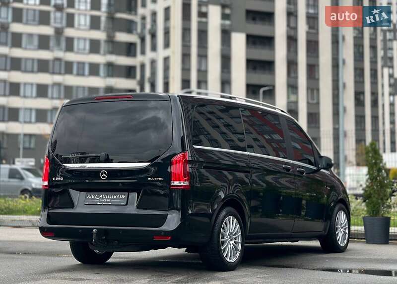 Мінівен Mercedes-Benz V-Class 2014 в Києві