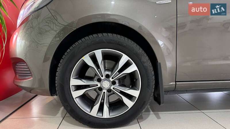 Минивэн Mercedes-Benz V-Class 2015 в Ужгороде