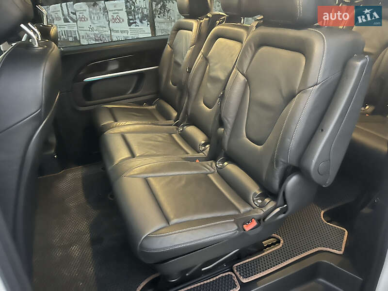 Минивэн Mercedes-Benz V-Class 2016 в Дунаевцах фото 23 Минивэн Mercedes-Benz V-Class 2016 в Дунаевцах
