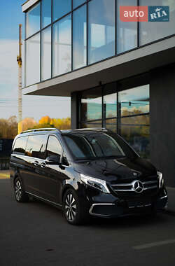 Минивэн Mercedes-Benz V-Class 2021 в Киеве