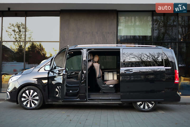 Минивэн Mercedes-Benz V-Class 2021 в Киеве