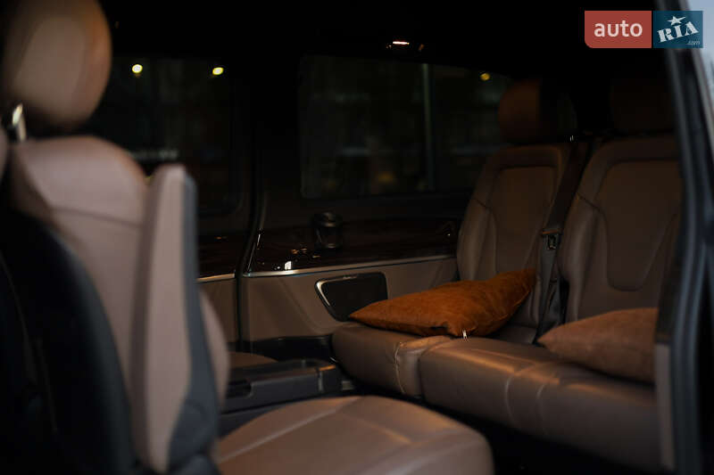 Минивэн Mercedes-Benz V-Class 2021 в Киеве