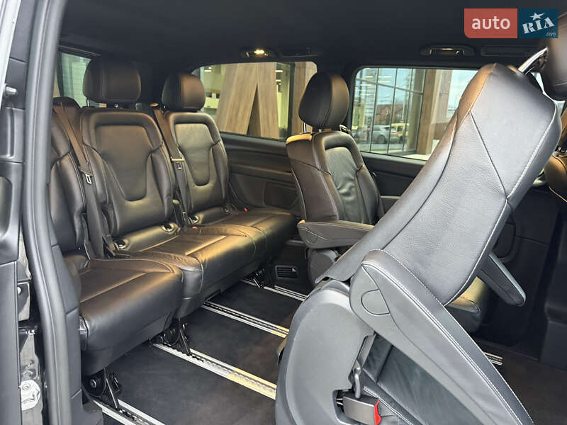 Мінівен Mercedes-Benz V-Class 2021 в Луцьку