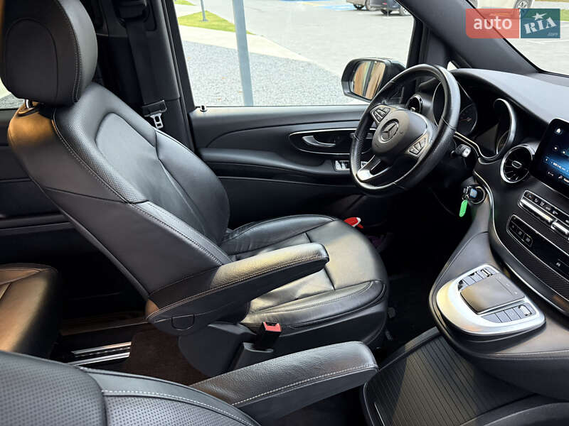 Мінівен Mercedes-Benz V-Class 2021 в Луцьку