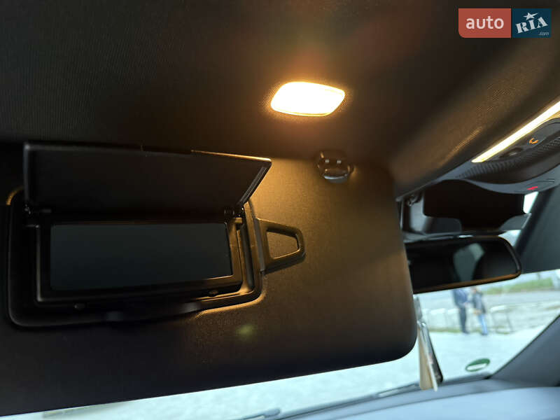 Мінівен Mercedes-Benz V-Class 2021 в Луцьку