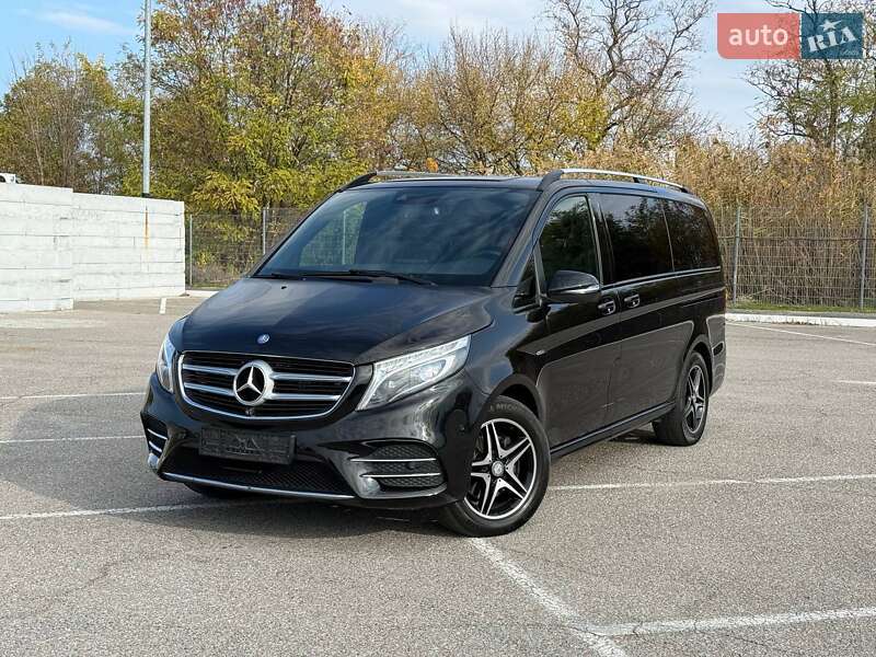 Минивэн Mercedes-Benz V-Class 2017 в Днепре фото Минивэн Mercedes-Benz V-Class 2017 в Днепре