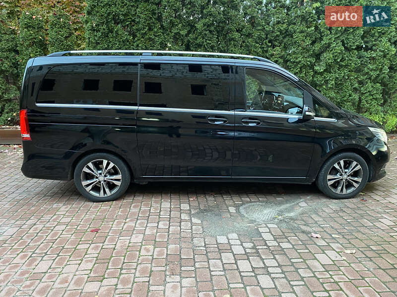 Минивэн Mercedes-Benz V-Class 2015 в Киеве