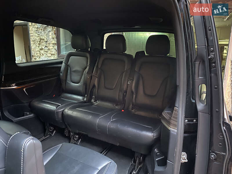 Минивэн Mercedes-Benz V-Class 2015 в Киеве