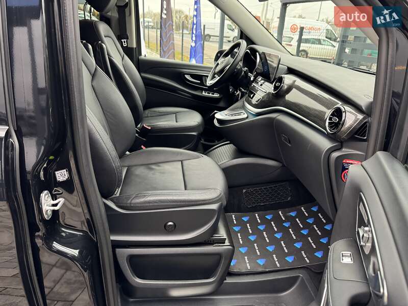 Мінівен Mercedes-Benz V-Class 2021 в Рівному