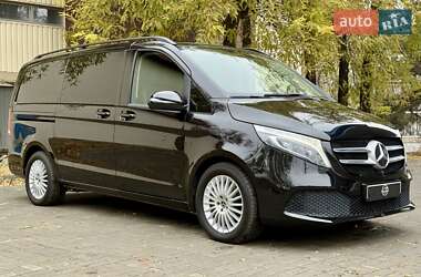 Мінівен Mercedes-Benz V-Class 2020 в Дніпрі