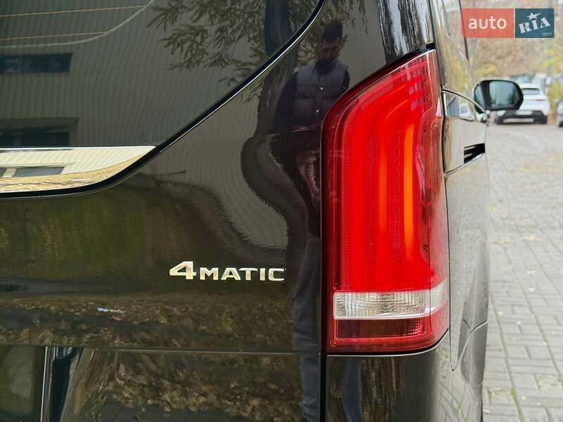 Минивэн Mercedes-Benz V-Class 2020 в Днепре фото 11 Минивэн Mercedes-Benz V-Class 2020 в Днепре