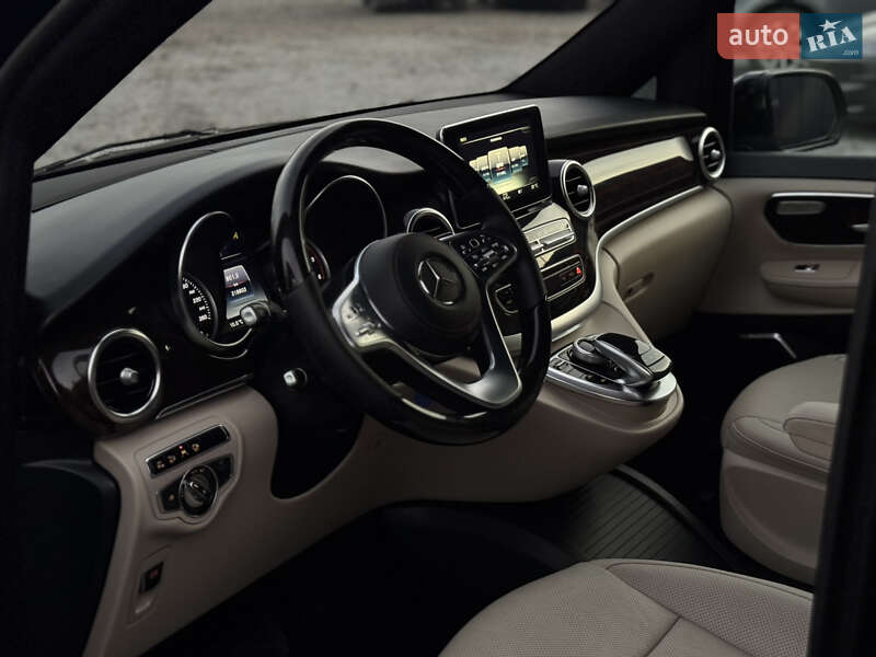 Мінівен Mercedes-Benz V-Class 2016 в Луцьку