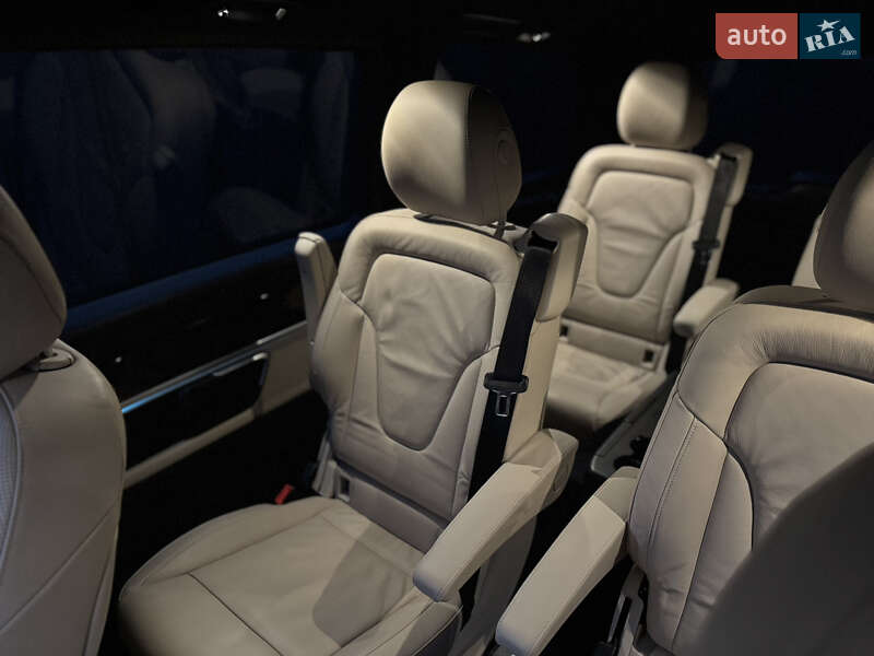 Мінівен Mercedes-Benz V-Class 2016 в Луцьку