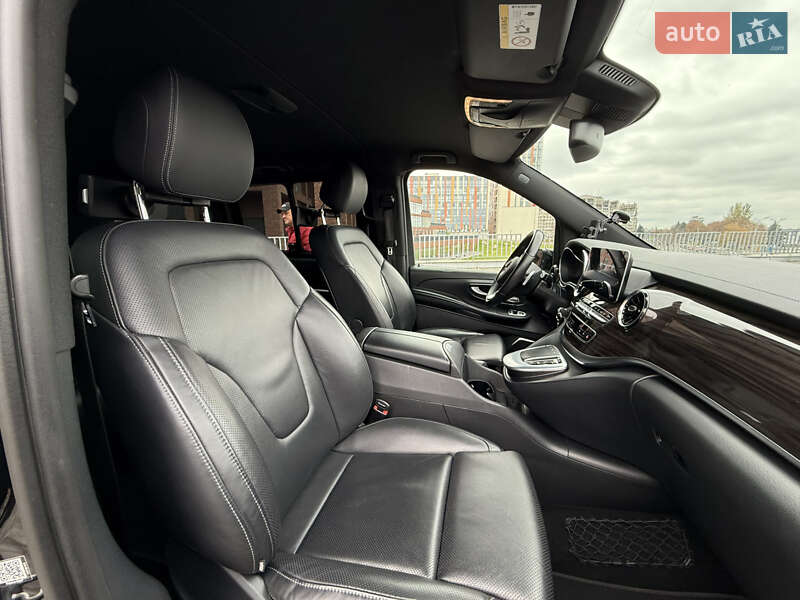Минивэн Mercedes-Benz V-Class 2021 в Днепре