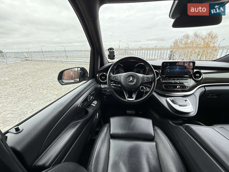 Минивэн Mercedes-Benz V-Class 2021 в Днепре