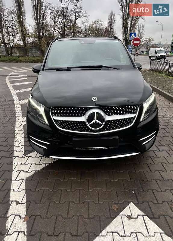 Минивэн Mercedes-Benz V-Class 2023 в Киеве фото 2 Минивэн Mercedes-Benz V-Class 2023 в Киеве