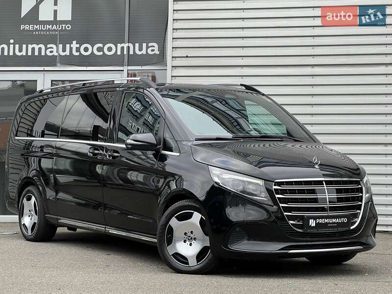 Минивэн Mercedes-Benz V-Class 2024 в Киеве