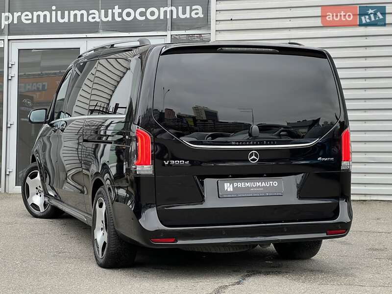 Минивэн Mercedes-Benz V-Class 2024 в Киеве