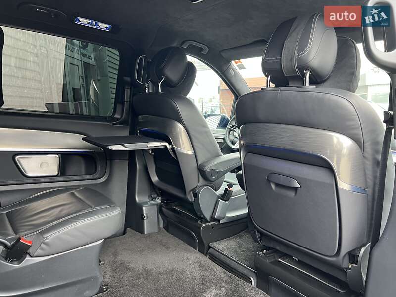 Минивэн Mercedes-Benz V-Class 2024 в Киеве