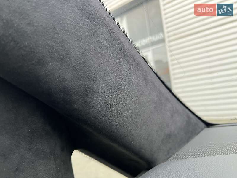 Минивэн Mercedes-Benz V-Class 2024 в Киеве