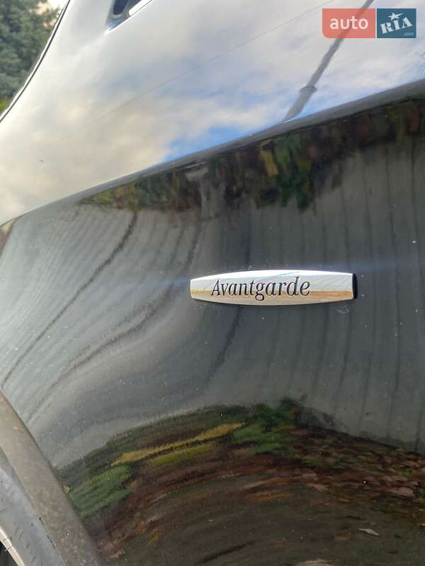 Мінівен Mercedes-Benz V-Class 2015 в Києві фото 3 Мінівен Mercedes-Benz V-Class 2015 в Києві