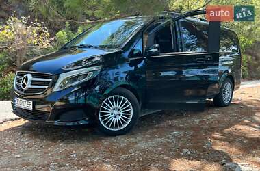 Минивэн Mercedes-Benz V-Class 2015 в Черновцах