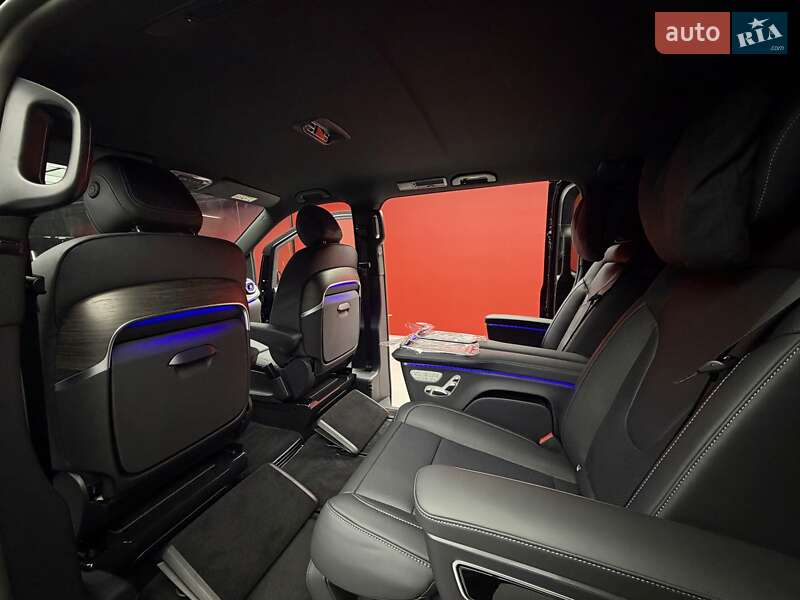 Минивэн Mercedes-Benz V-Class 2025 в Киеве
