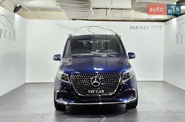 Минивэн Mercedes-Benz V-Class 2022 в Киеве