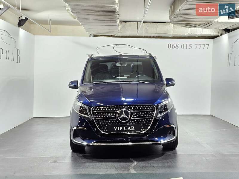 Мінівен Mercedes-Benz V-Class 2022 в Києві