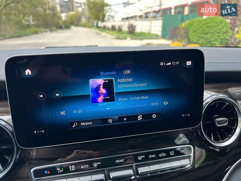 Мінівен Mercedes-Benz V-Class 2022 в Києві