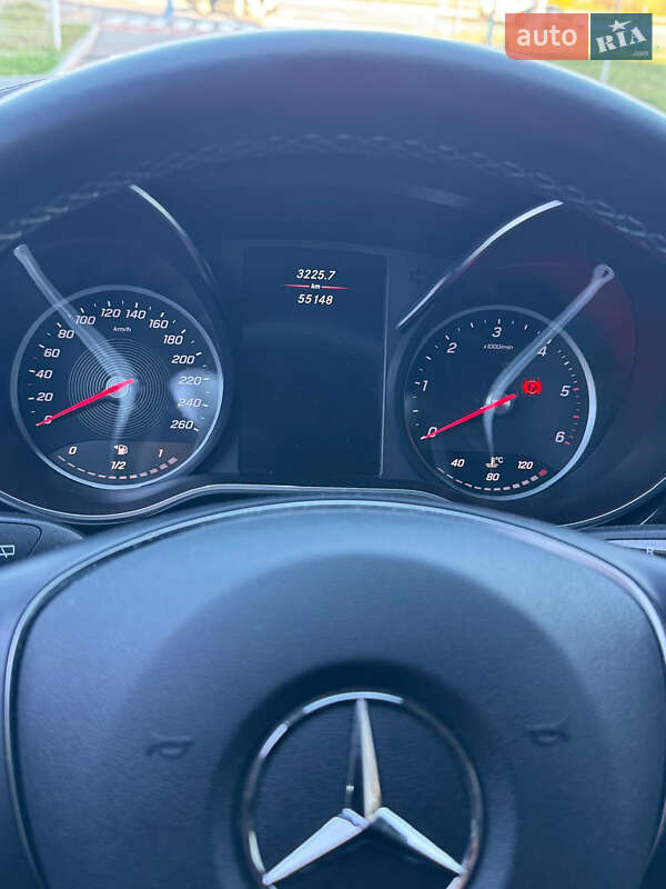 Минивэн Mercedes-Benz V-Class 2021 в Киеве фото 4 Минивэн Mercedes-Benz V-Class 2021 в Киеве