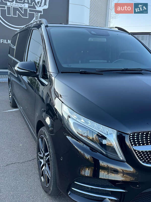 Минивэн Mercedes-Benz V-Class 2021 в Киеве фото 10 Минивэн Mercedes-Benz V-Class 2021 в Киеве