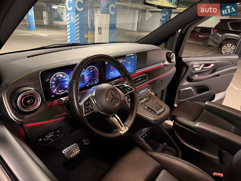 Мінівен Mercedes-Benz V-Class 2024 в Києві фото 12 Мінівен Mercedes-Benz V-Class 2024 в Києві