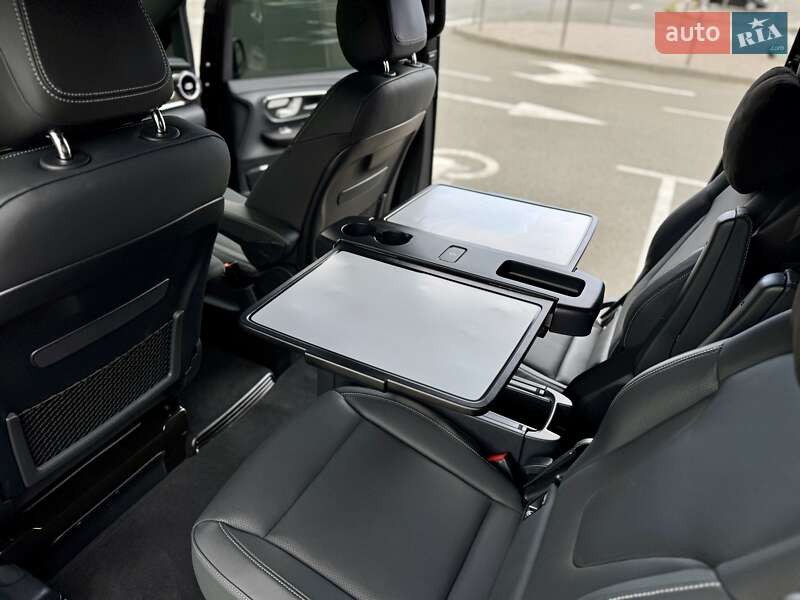 Минивэн Mercedes-Benz V-Class 2023 в Киеве