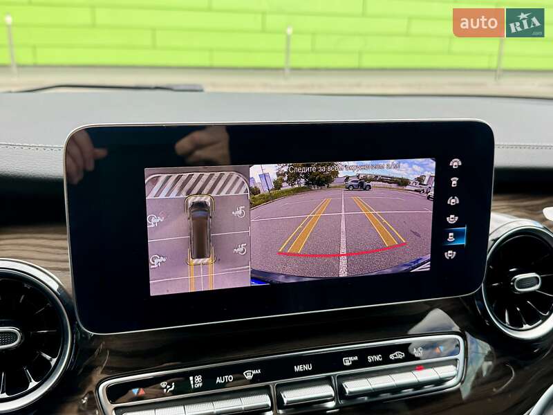 Минивэн Mercedes-Benz V-Class 2023 в Киеве