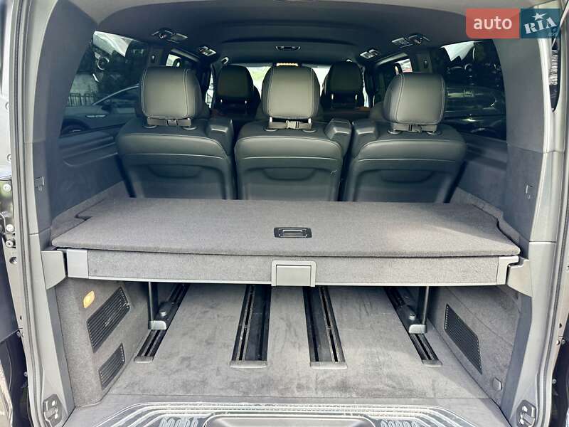 Минивэн Mercedes-Benz V-Class 2023 в Киеве
