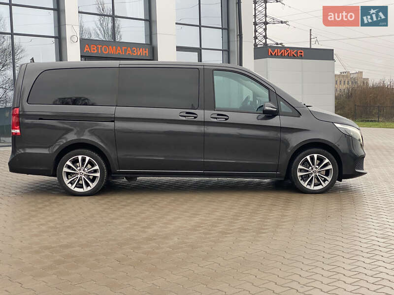 Мінівен Mercedes-Benz V-Class 2023 в Києві