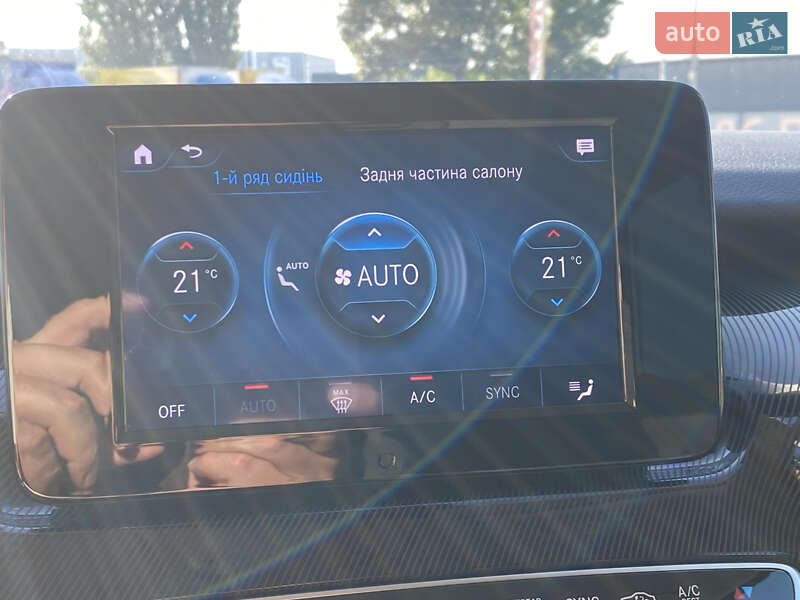 Мінівен Mercedes-Benz V-Class 2023 в Києві