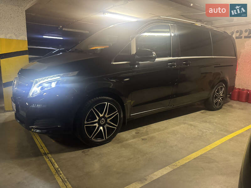 Минивэн Mercedes-Benz V-Class 2016 в Одессе