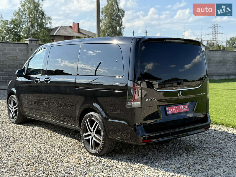 Мінівен Mercedes-Benz V-Class 2022 в Коломиї