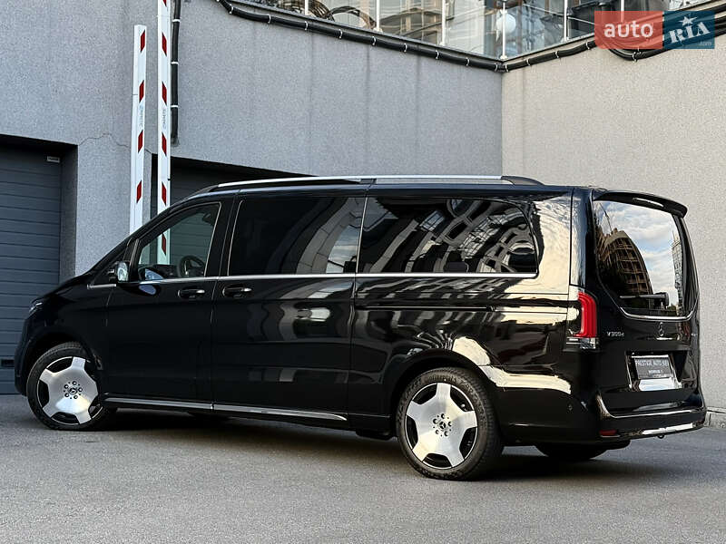 Мінівен Mercedes-Benz V-Class 2025 в Києві