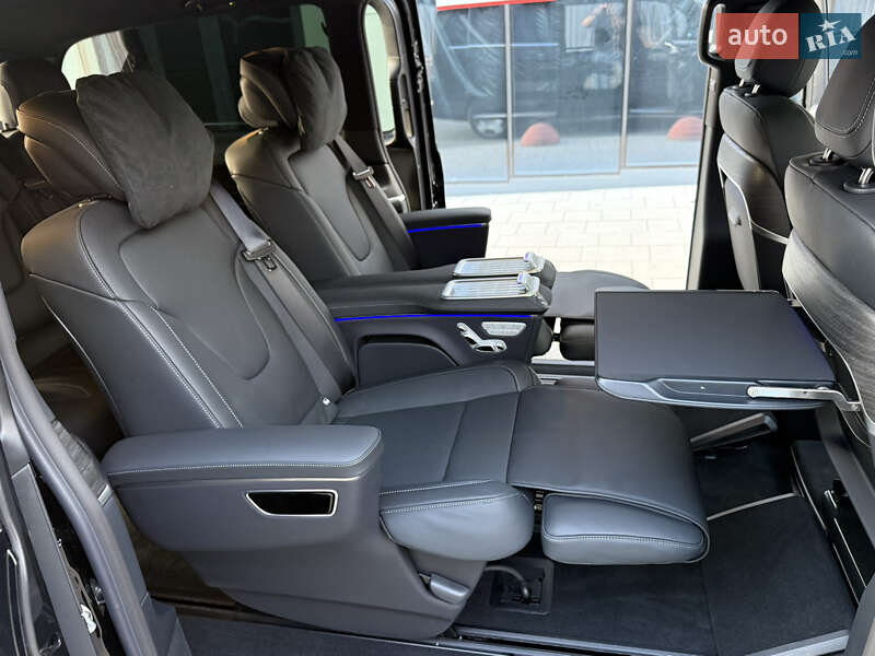 Мінівен Mercedes-Benz V-Class 2025 в Києві