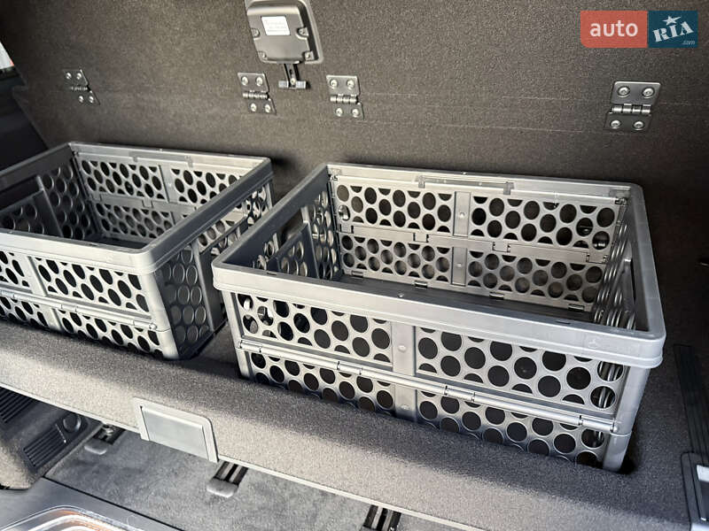 Мінівен Mercedes-Benz V-Class 2025 в Києві