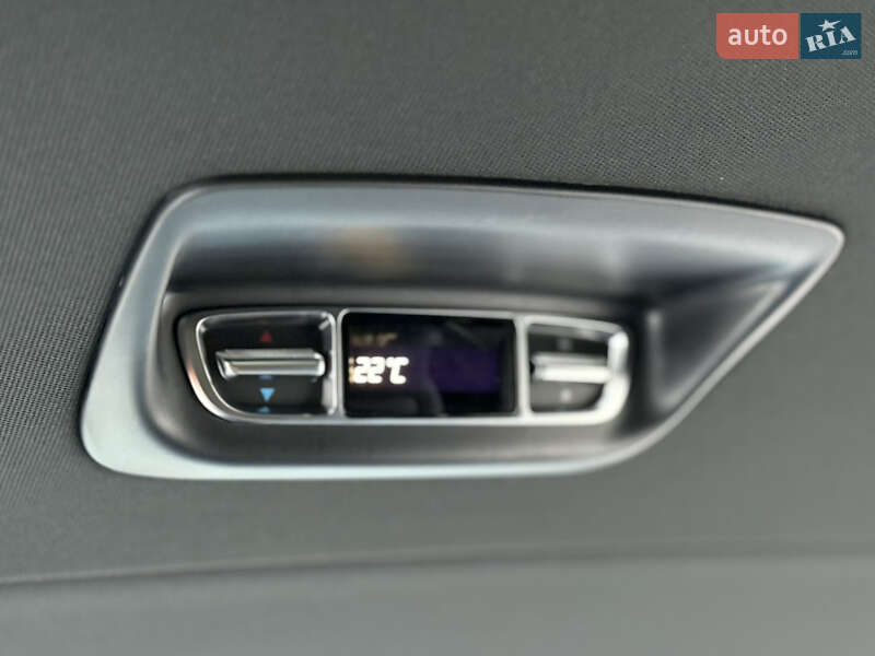 Мінівен Mercedes-Benz V-Class 2025 в Києві