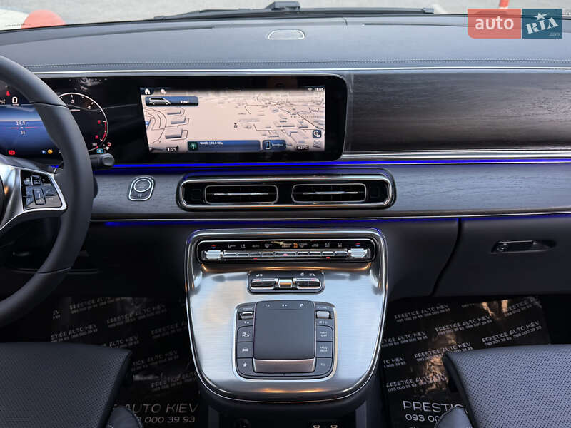 Мінівен Mercedes-Benz V-Class 2025 в Києві