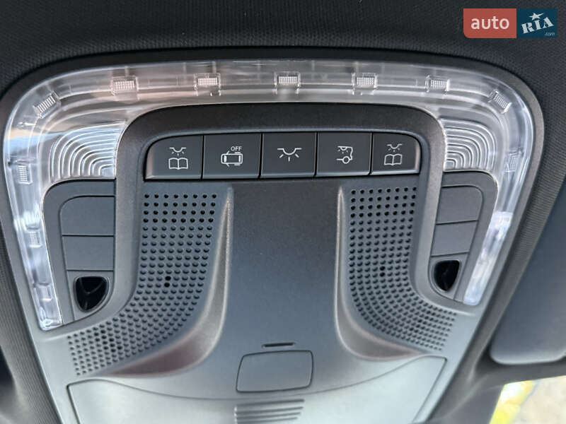 Мінівен Mercedes-Benz V-Class 2025 в Києві