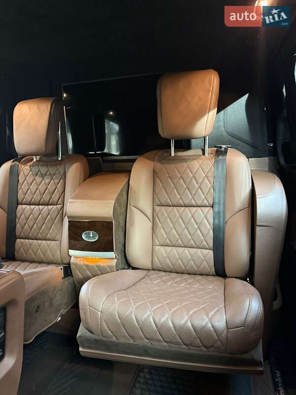 Минивэн Mercedes-Benz V-Class 2015 в Киеве