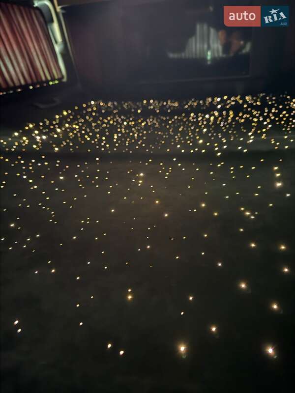 Минивэн Mercedes-Benz V-Class 2015 в Киеве