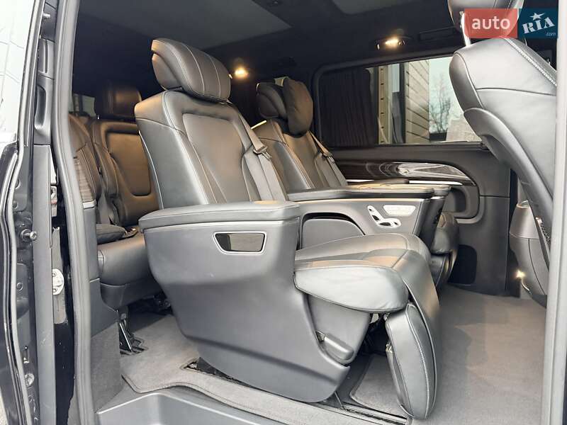 Мінівен Mercedes-Benz V-Class 2021 в Києві фото 30 Мінівен Mercedes-Benz V-Class 2021 в Києві