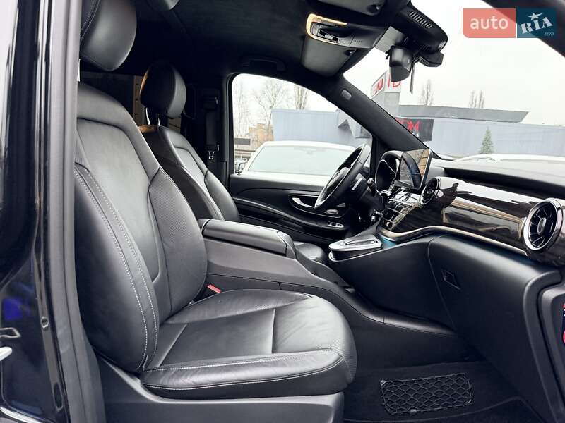 Мінівен Mercedes-Benz V-Class 2021 в Києві фото 32 Мінівен Mercedes-Benz V-Class 2021 в Києві